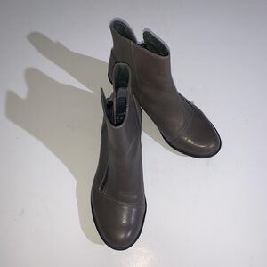 Dansko Boots Womens Size 37 Taupe Leather Ankle Wedge Heel Zip Booties Comfort